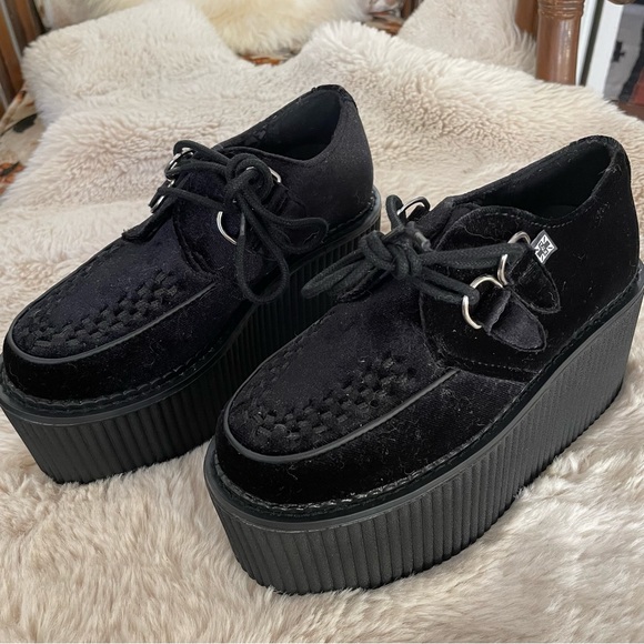 tuk Shoes - TUK black velvet creeper shoes